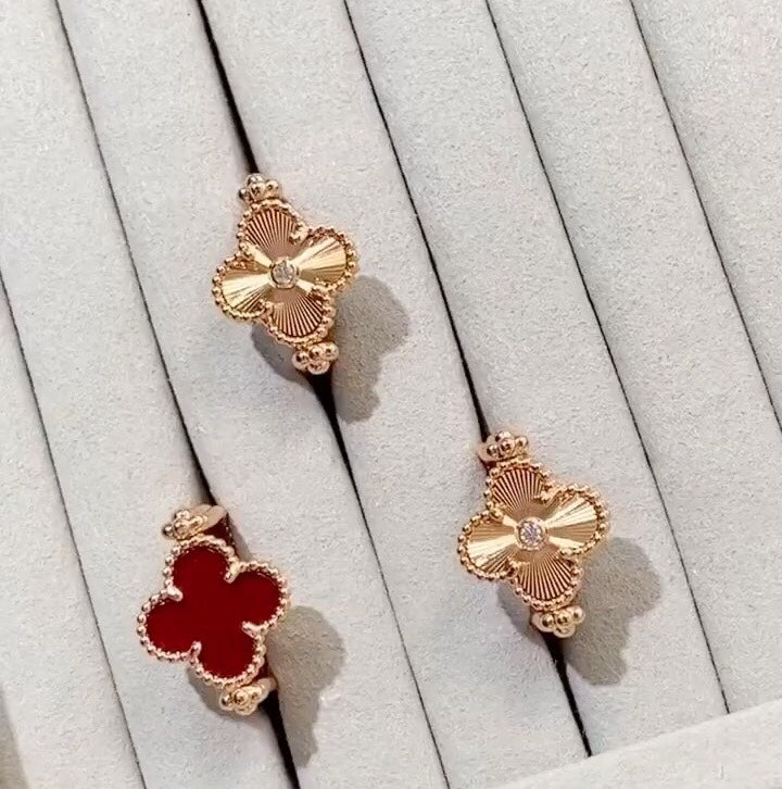 18K Van Cleef & Arpels Vintage Alhambra Reversible Ring