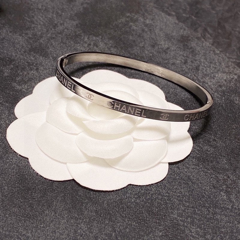 18K Chanel White Gold Bracelet