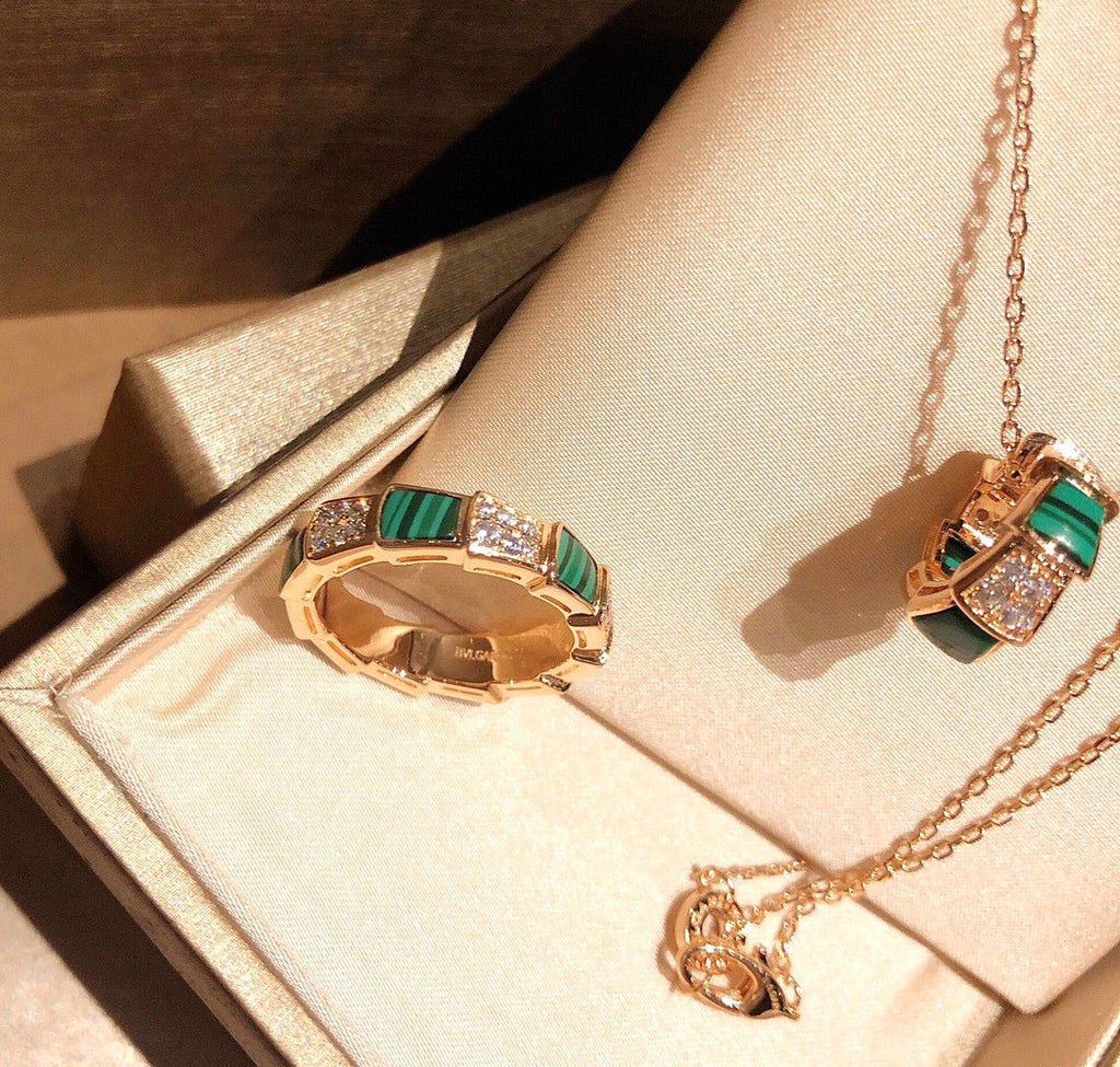 18K BVLGARI BV Serpenti Viper Malachite Ring
