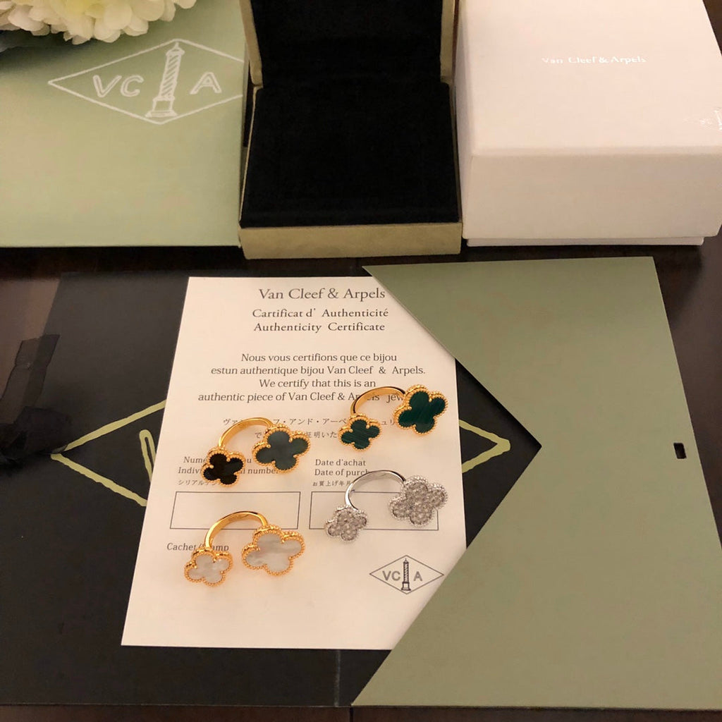 18K Van Cleef & Arpels Magic Alhambra Mother Of Pearls Clover Ring