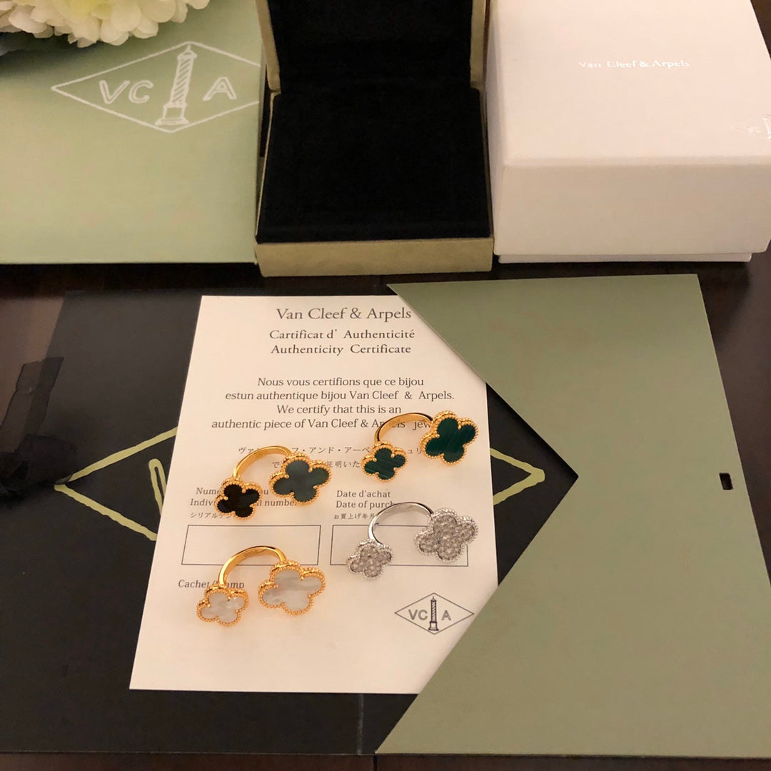 18K Van Cleef & Arpels Magic Alhambra Mother Of Pearls Clover Ring