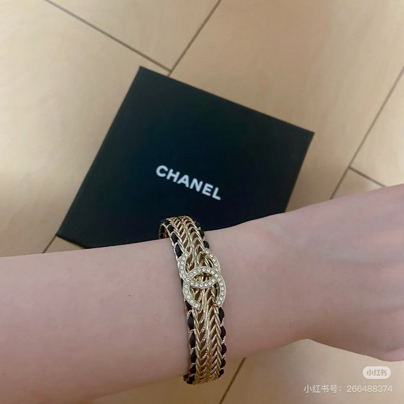 18K Chanel Strass Cuff Bracelet