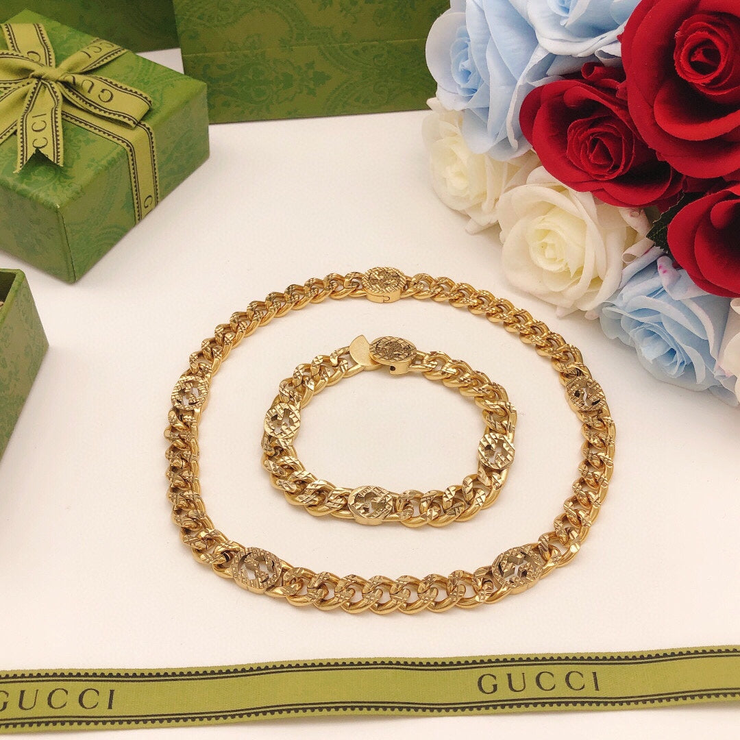 18K Gucci Chain Bracelet