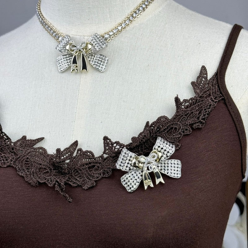 18K Chanel 25K Bow Tie Diamond Brooch