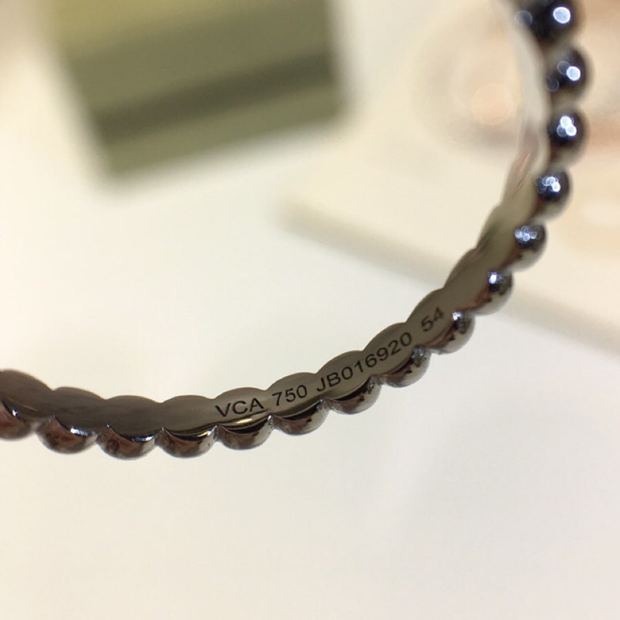 18K Van Cleef & Arpels White Gold Perlee Bracelet
