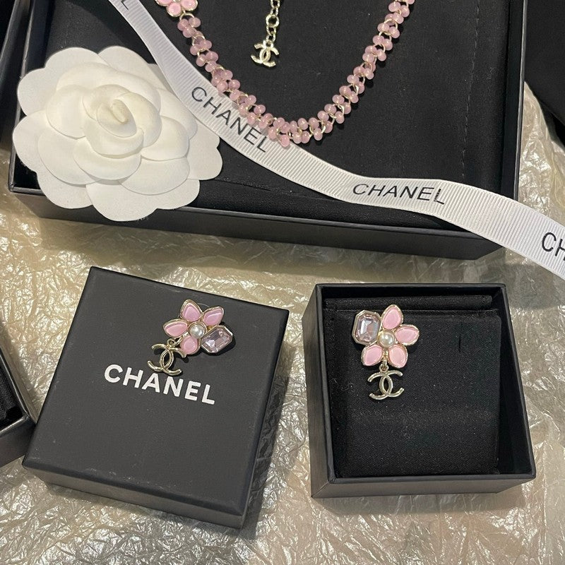 18K Chanel Pink Flower Gold Earring