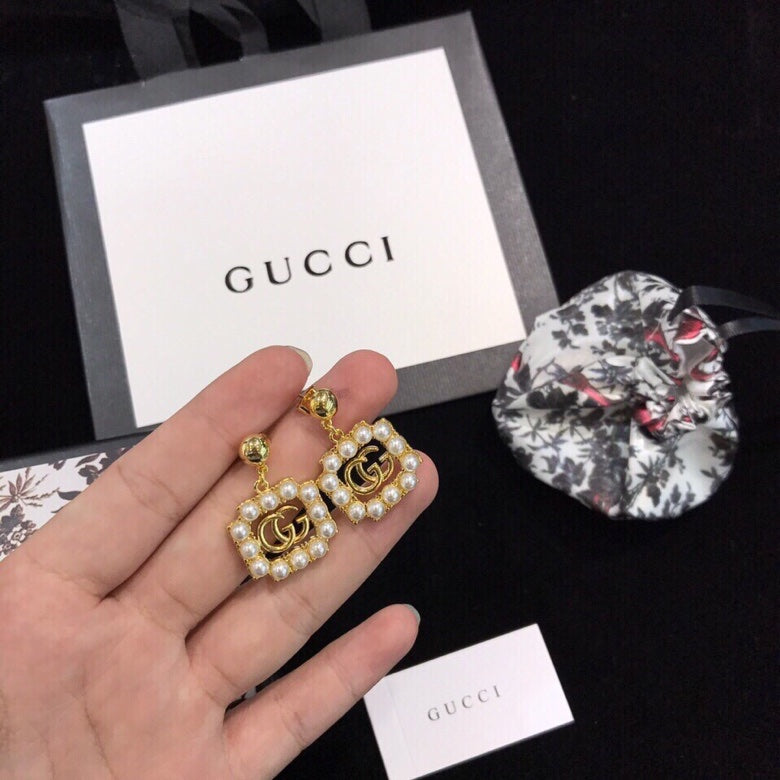 18K Gucci Square Pearl Earrings