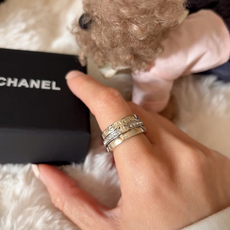 18K Chanel 26P Diamond Set Ring