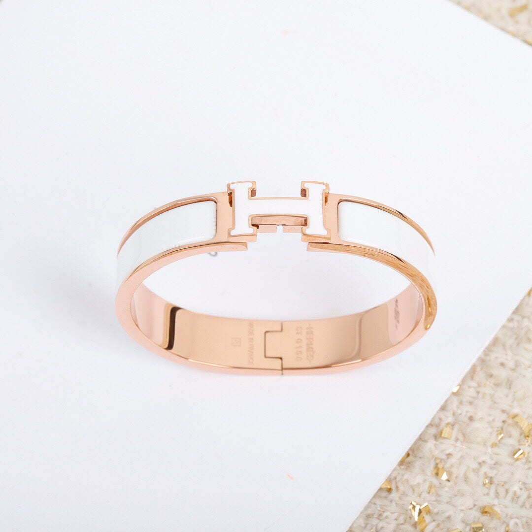 18K Clic Hermes White Bracelet