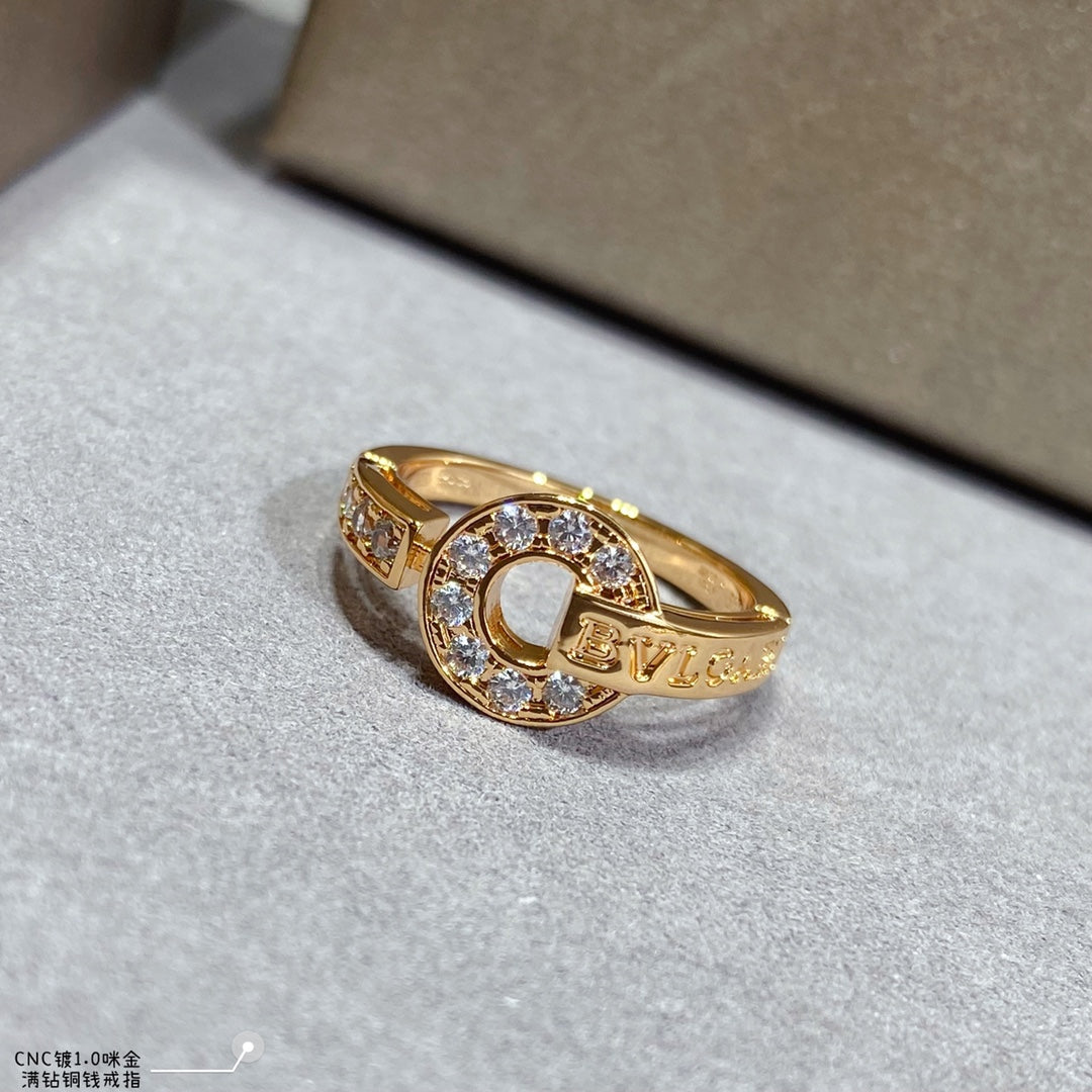 18K BVLGARI BV Diamond Ring