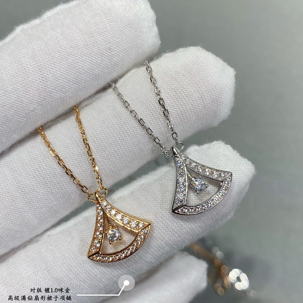 18K BVLGARI Divas' Dream Pave Diamond Openwork Necklace