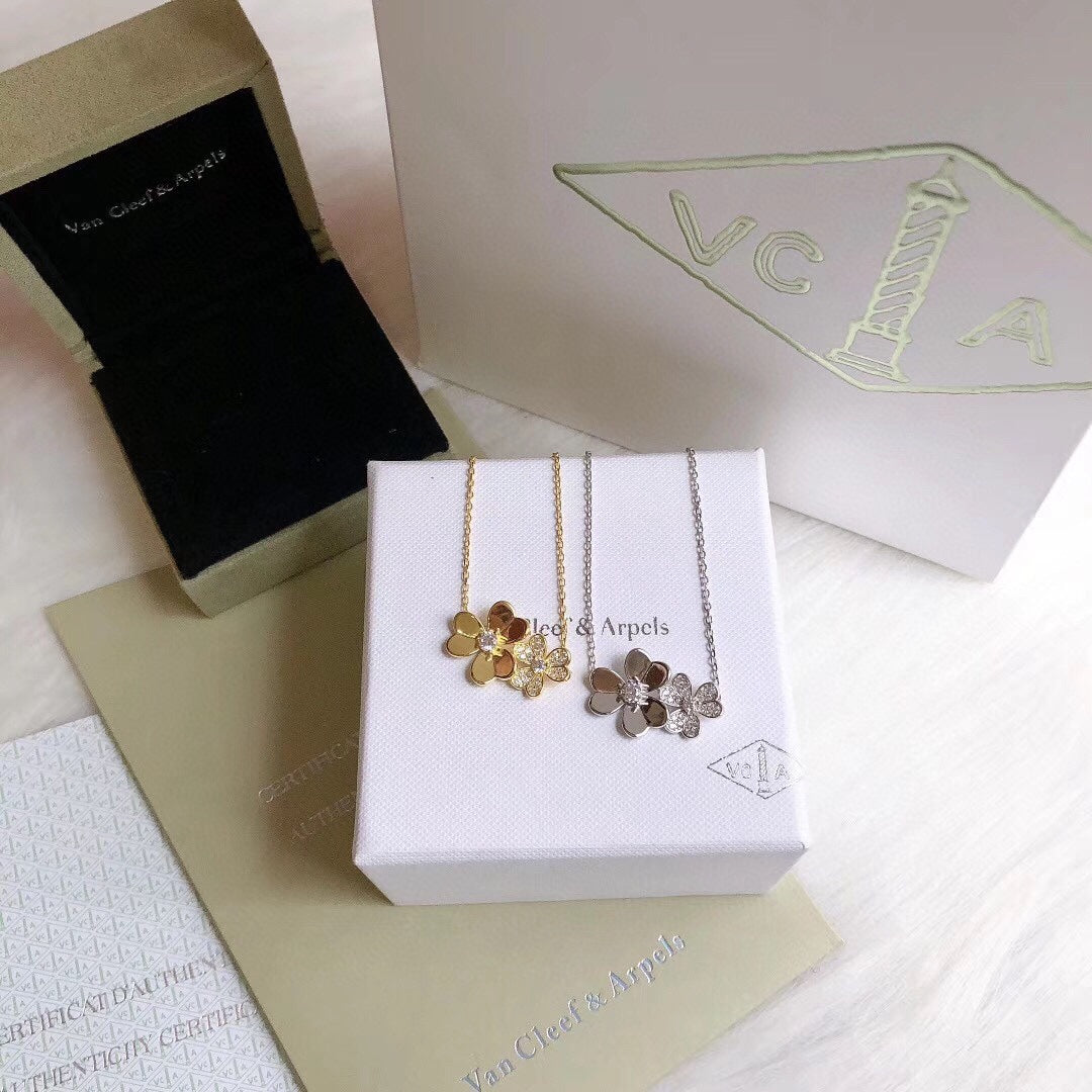 18K Van Cleef & Arpels Frivole Clover Clover Necklace