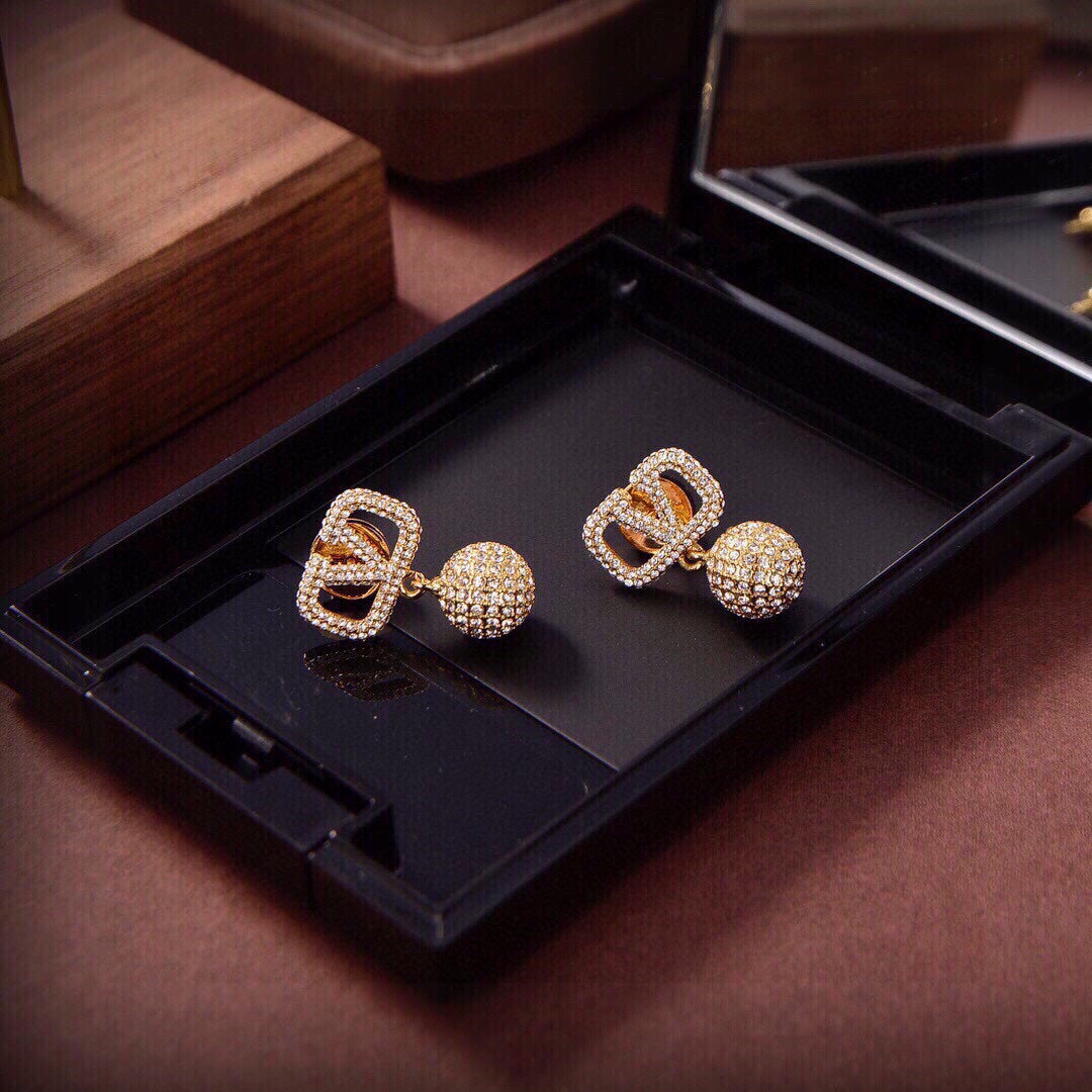 18K Valentino Vlogo Diamonds Earrings
