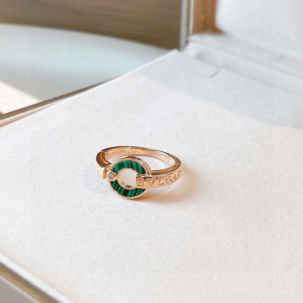 18K BVLGARI BV Malachite Ring