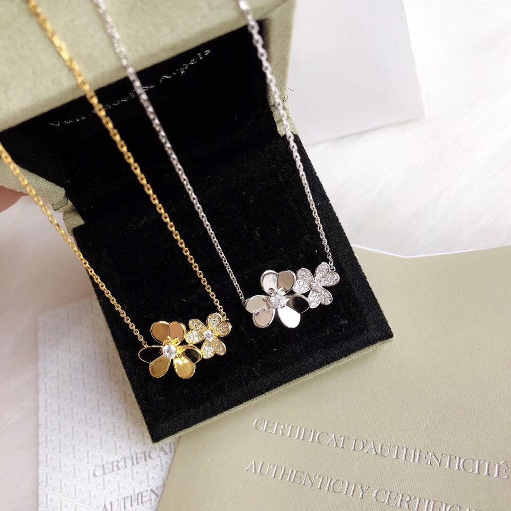 18K Van Cleef & Arpels Frivole Clover Clover Necklace