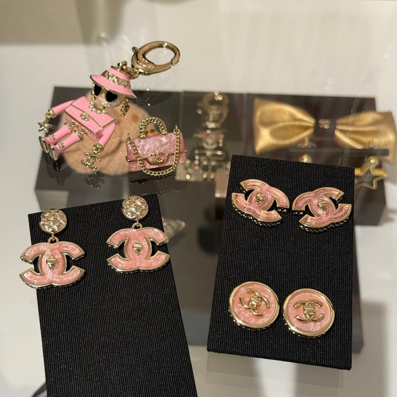 18K Chanel 25B Pink Gold Earrings