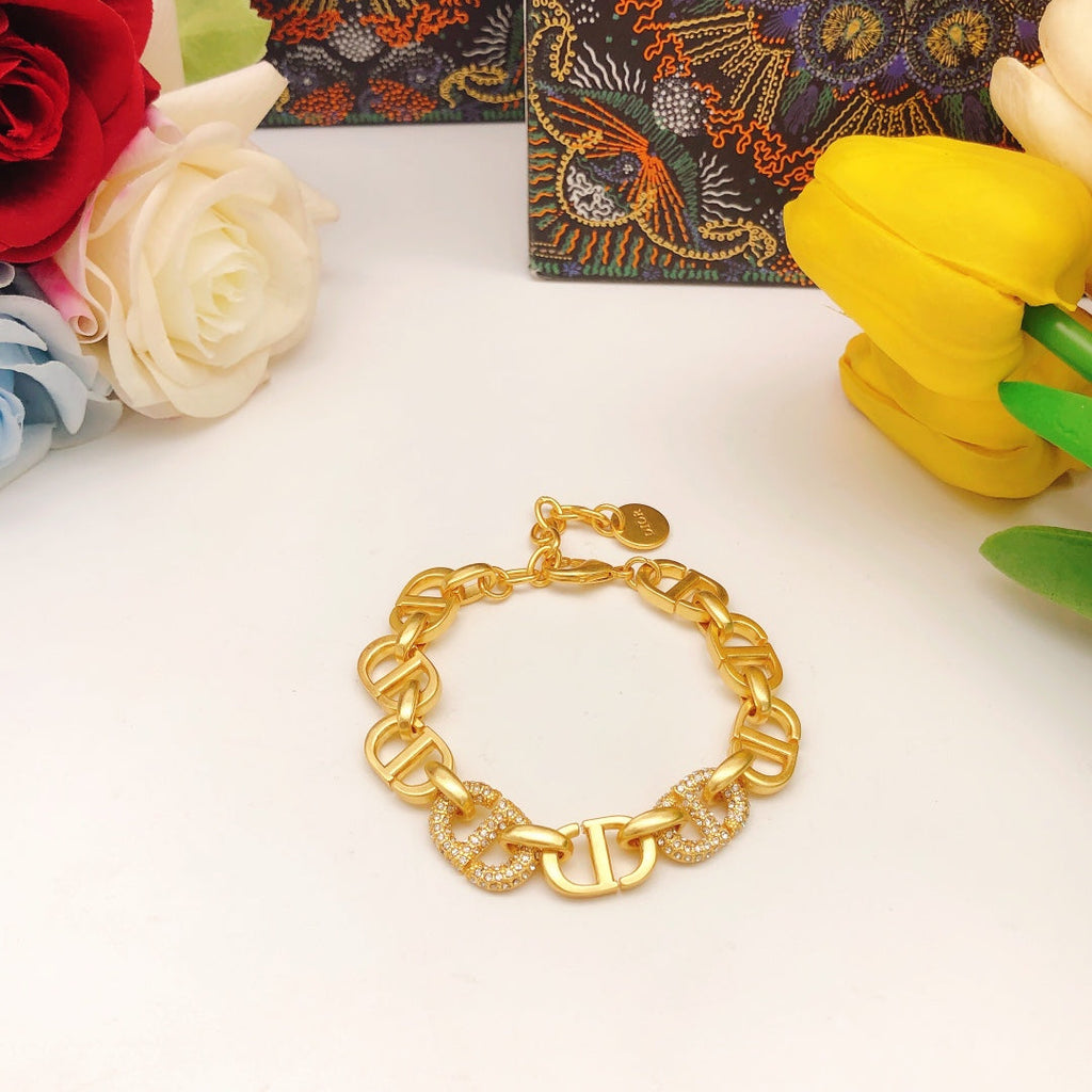 18K Dior Diamond Chain Bracelet