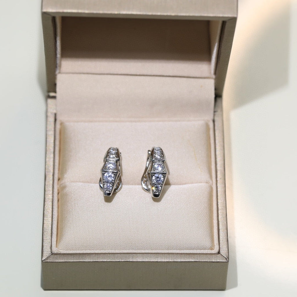 18K BVLGARI BV Serpenti Diamond Earrings