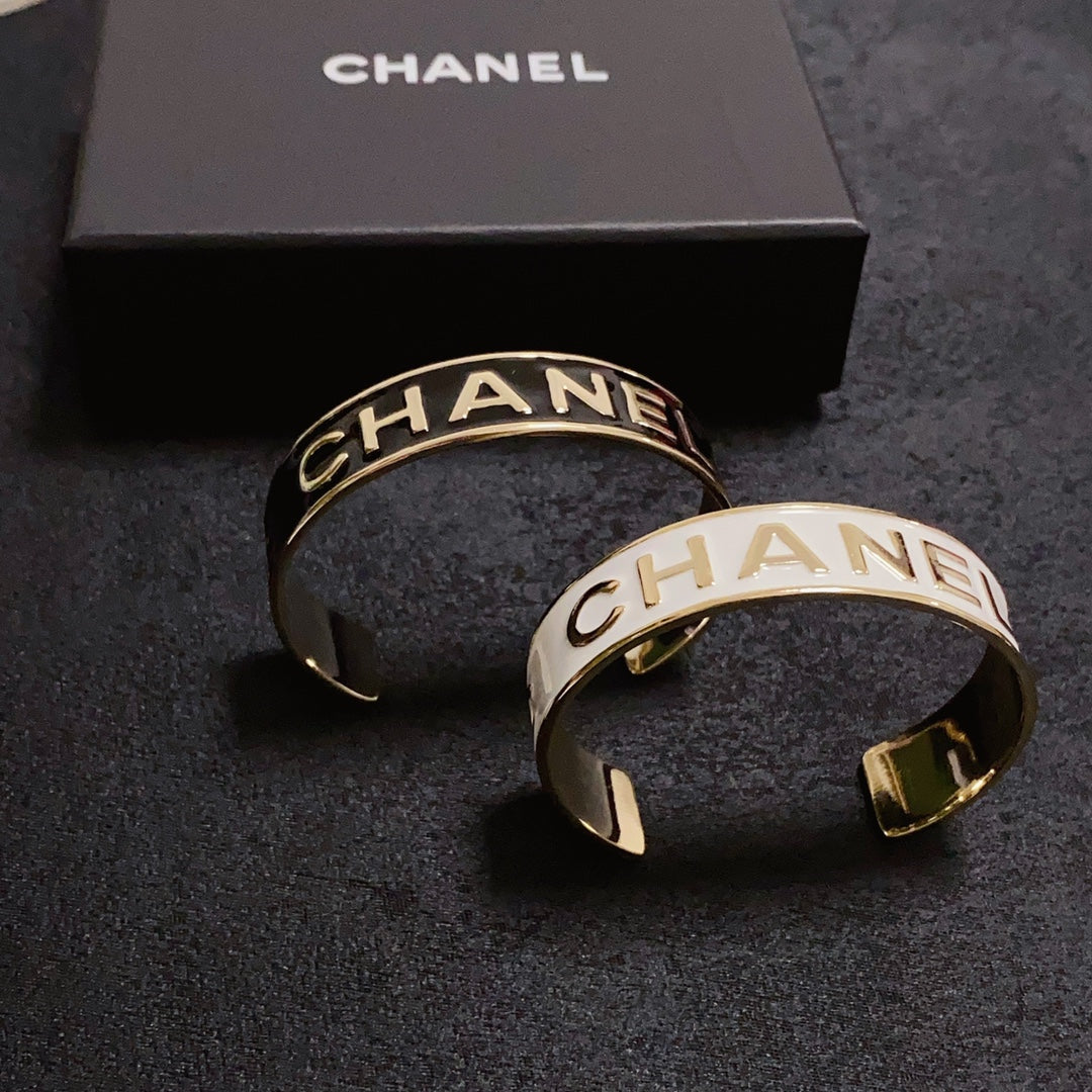 18K Chanel Open Wide Cuff Bracelet
