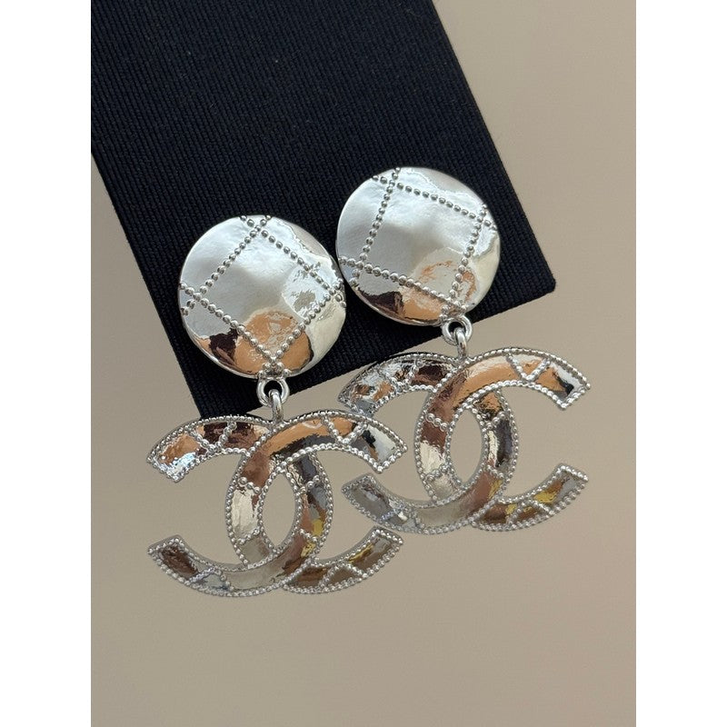 18K Chanel Gold Pendant Earrings