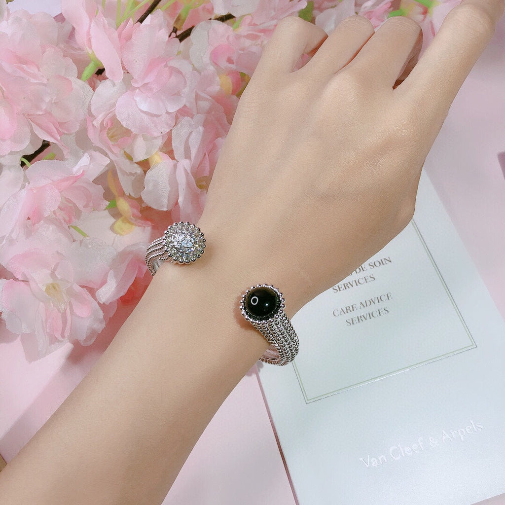 18K Van Cleef & Arpels Perlee Couleurs Bracelet