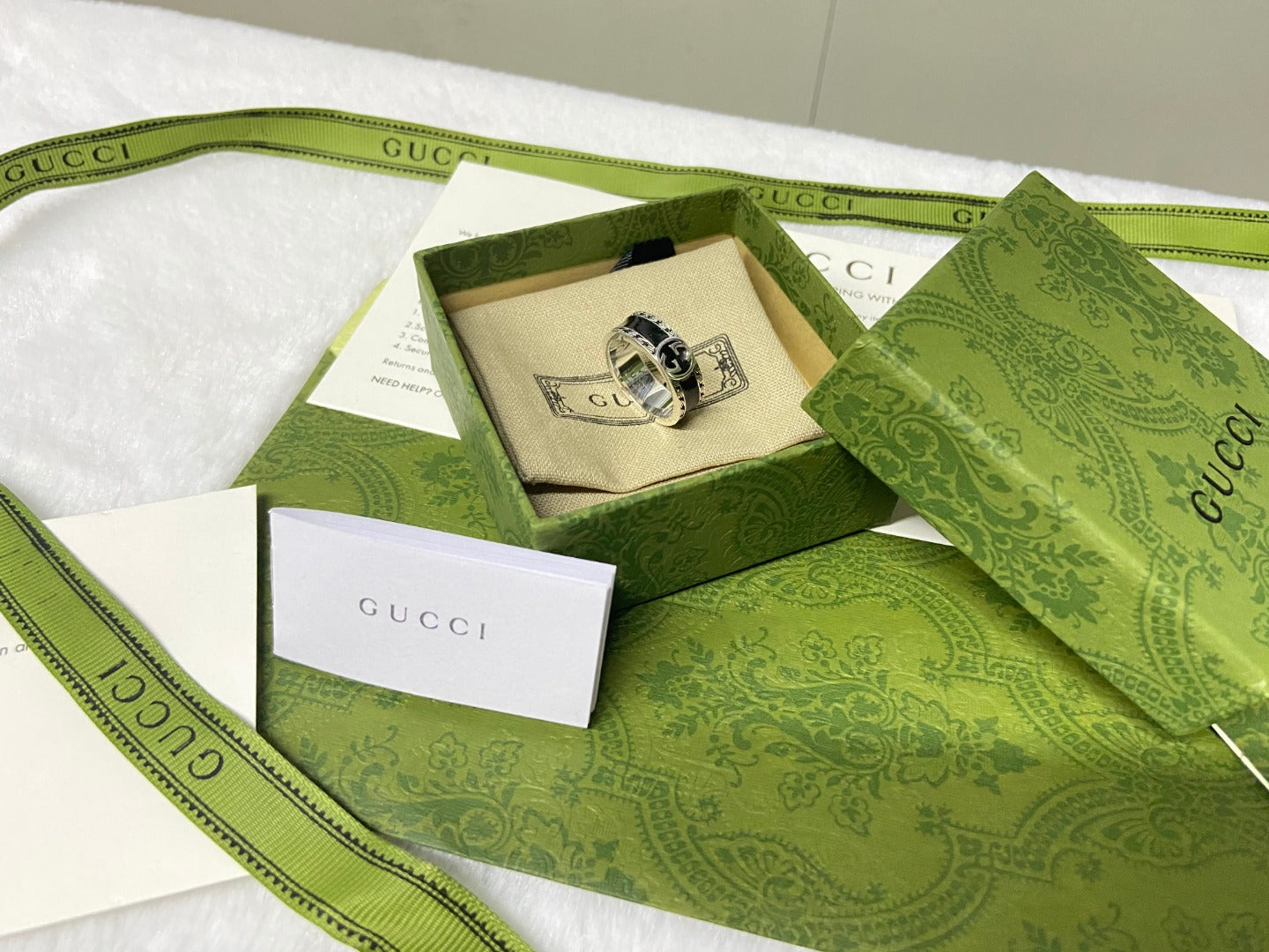 Gucci Interlocking G Black Enamel Ring