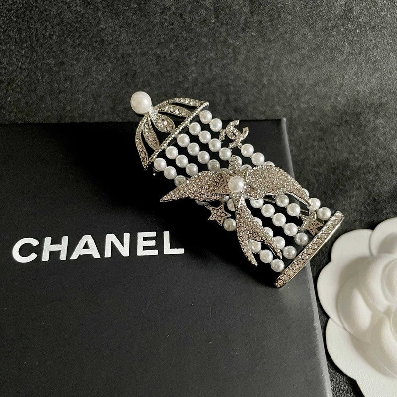 18K Chanel Birdcage Diamond Brooch