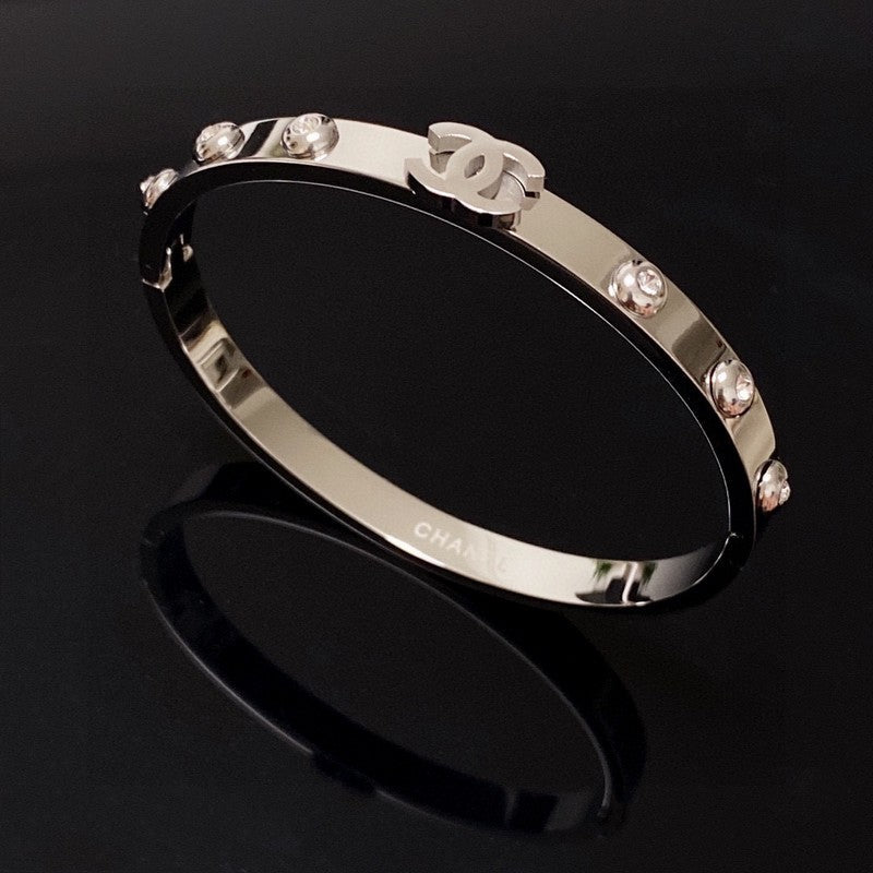 18K Chanel Vintage Diamond Bracelet