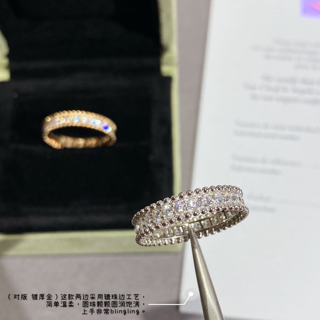 18K Van Cleef & Arpels White Gold Perlee Diamonds Ring