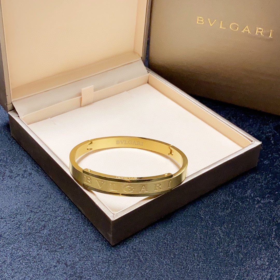 18K BVLGARI BV Vintage Bracelet