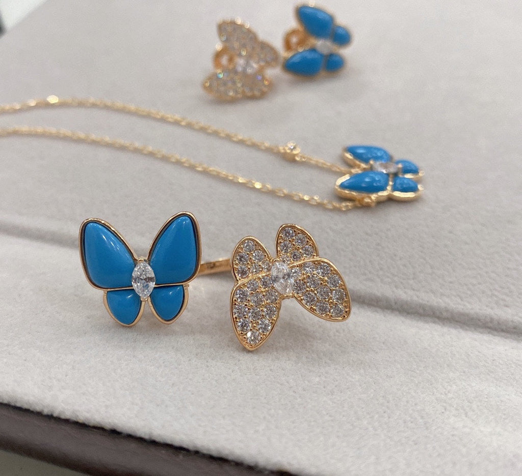 18K Van Cleef & Arpels Two Butterfly Between the Finger Turquoise Ring