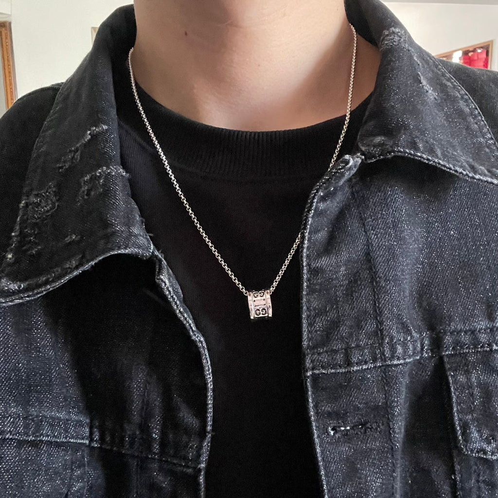 18K Gucci Icon Twirl Necklace