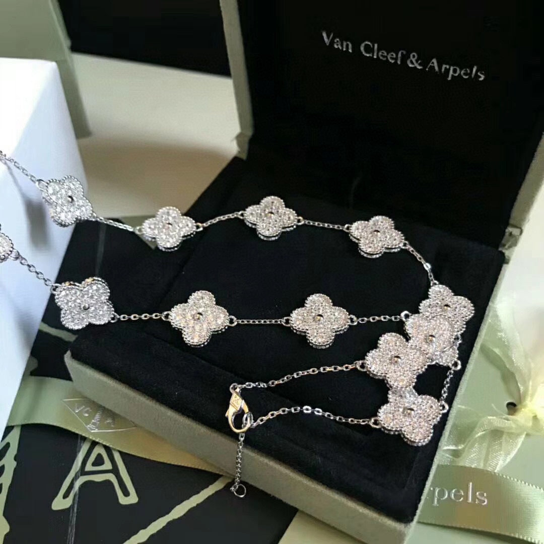 18K Van Cleef & Arpels Vintage Alhambra 20 Motifs Long Necklace