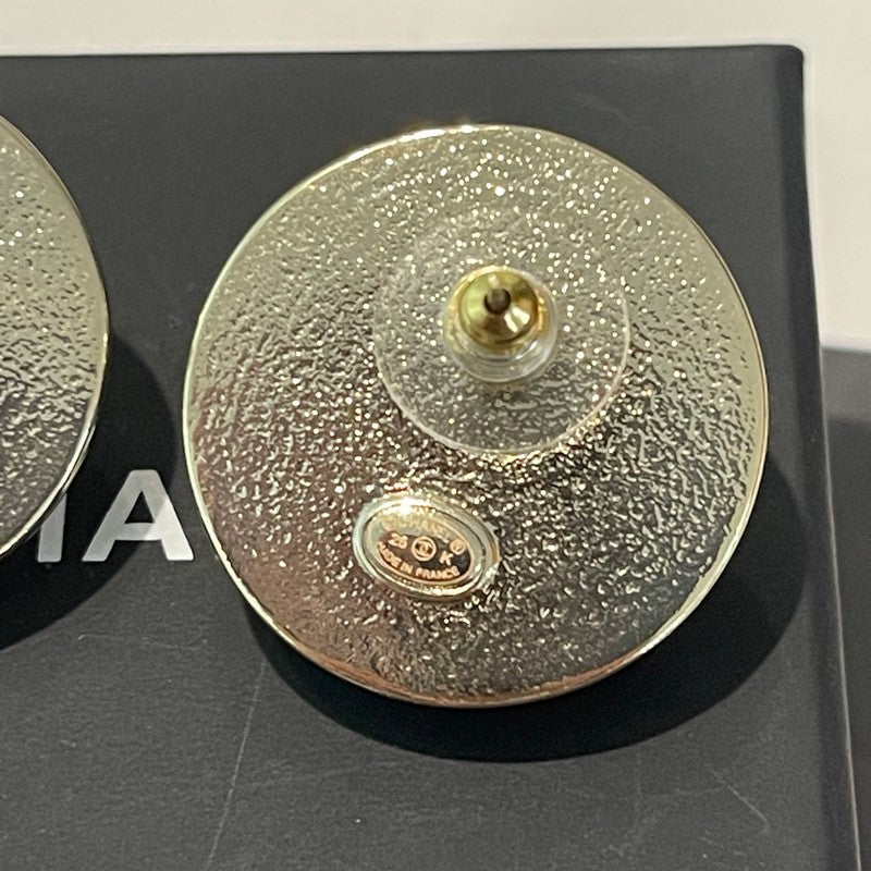18K Chanel Round Gold Earrings