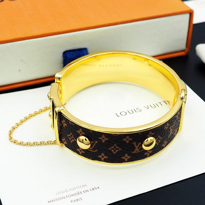18K Louis Vuitton Signature Bracelet