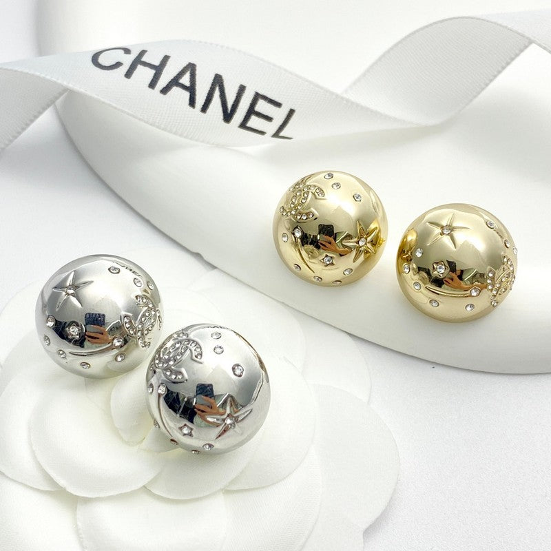 18K Chanel 24C Star Round Gold Earrings