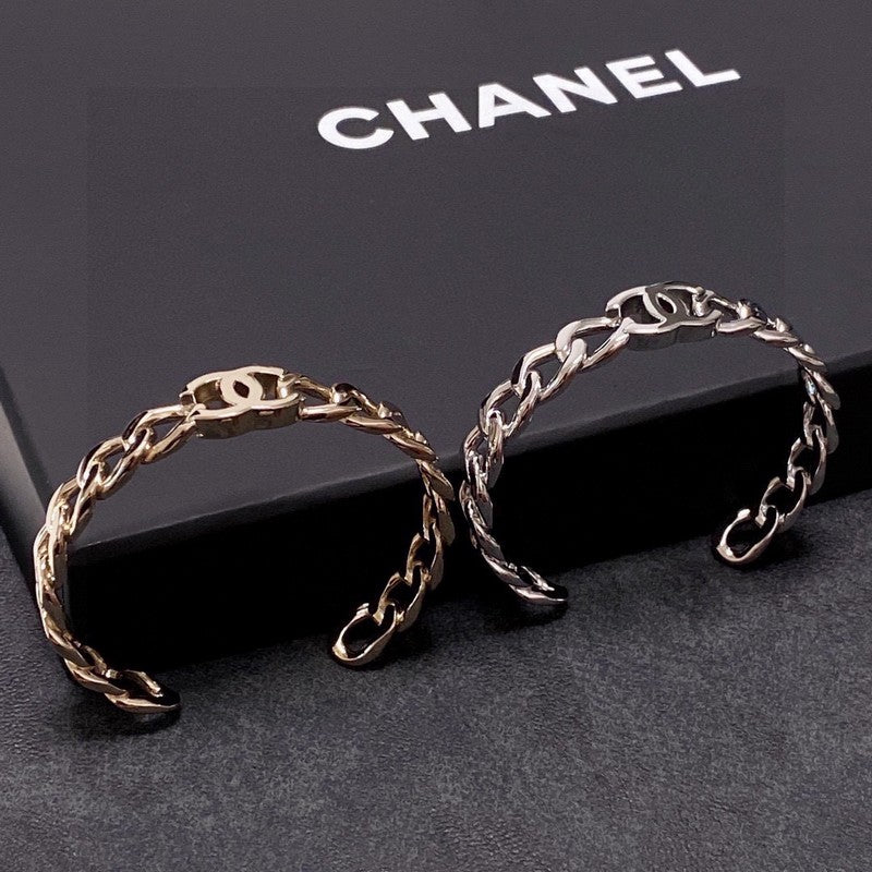 18K Chanel Open Cuff Bracelet