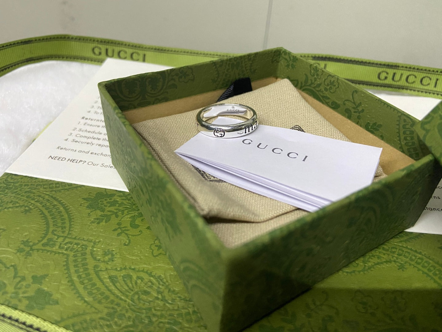 Gucci Maison de l'Amour Ring