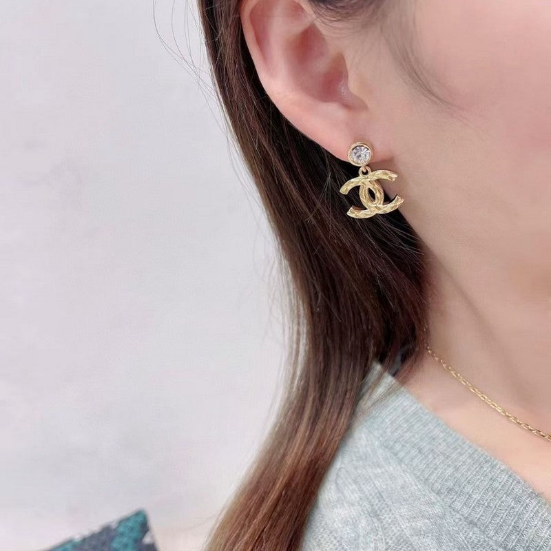 18K Chanel 26A Diamond Gold Earrings