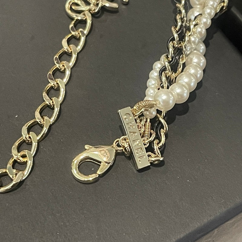 18K Chanel Pearls Gold Necklace