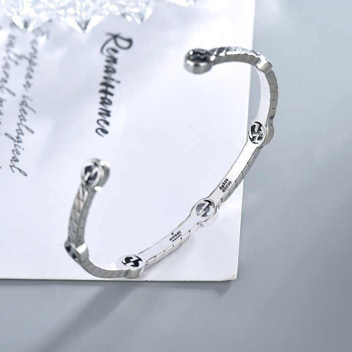 Gucci Thin Interlocking G Bracelet