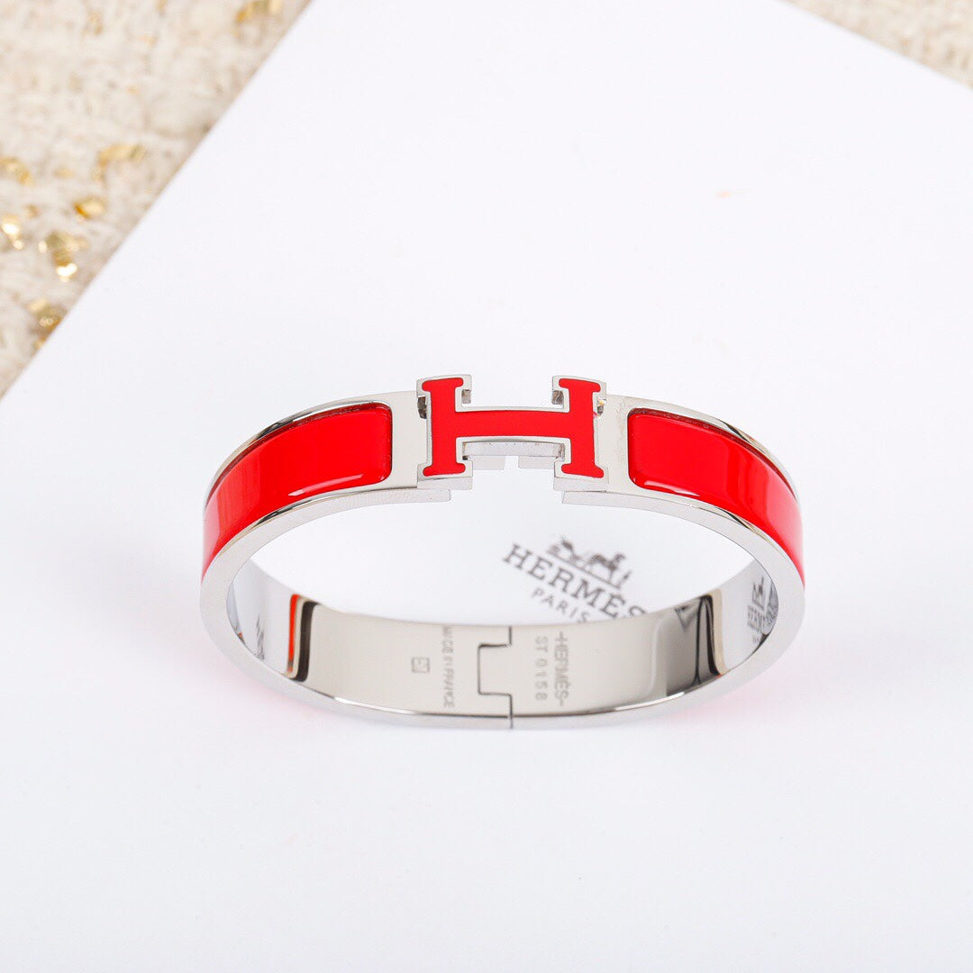 18K Clic Hermes Red Bracelet
