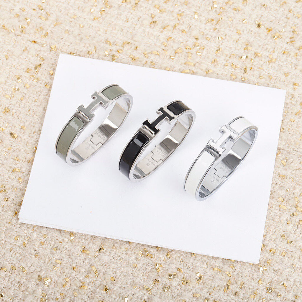 18K Clic Hermes White Bracelet